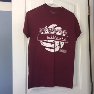 Mountain volleyball t-shirt